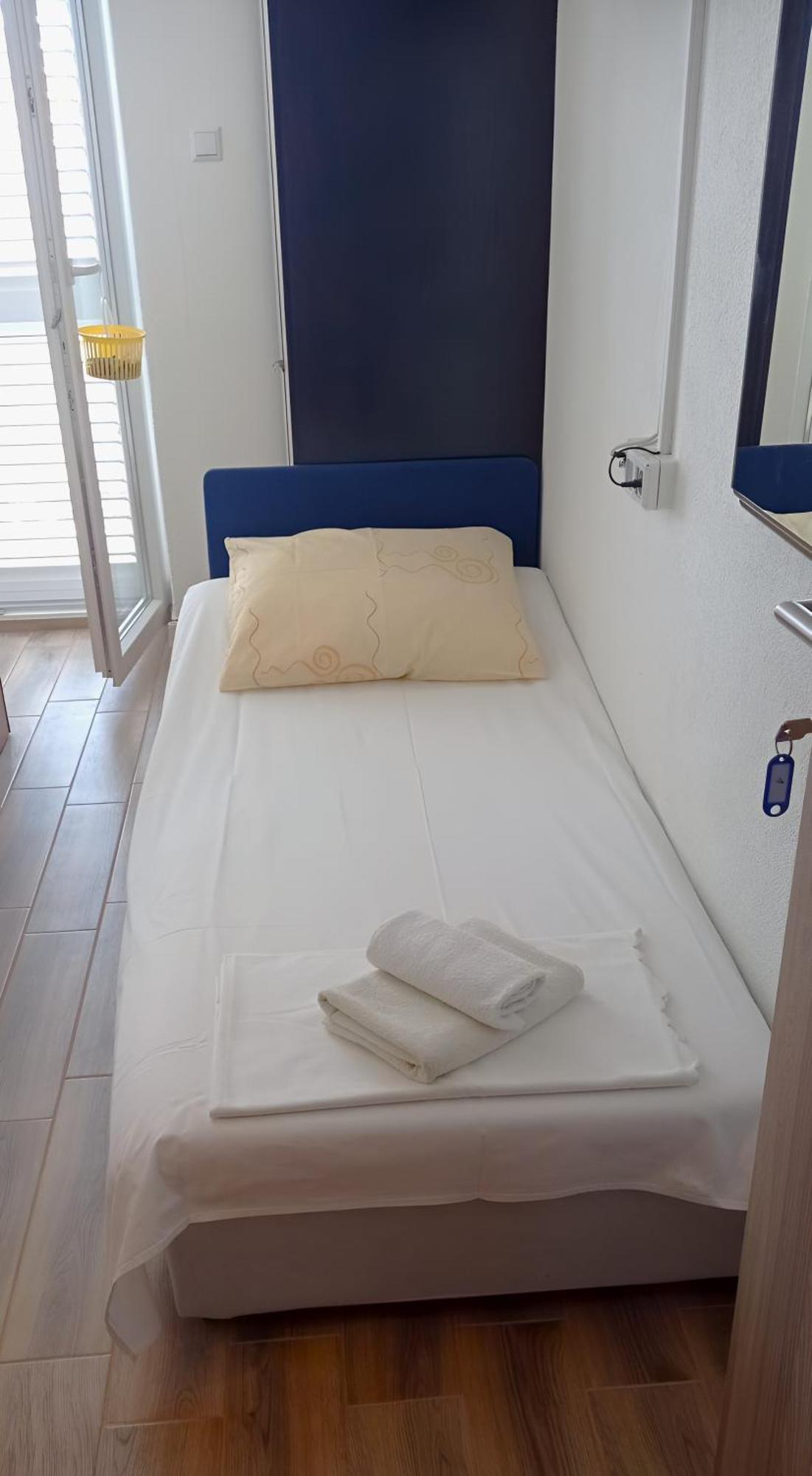 15 Makarska